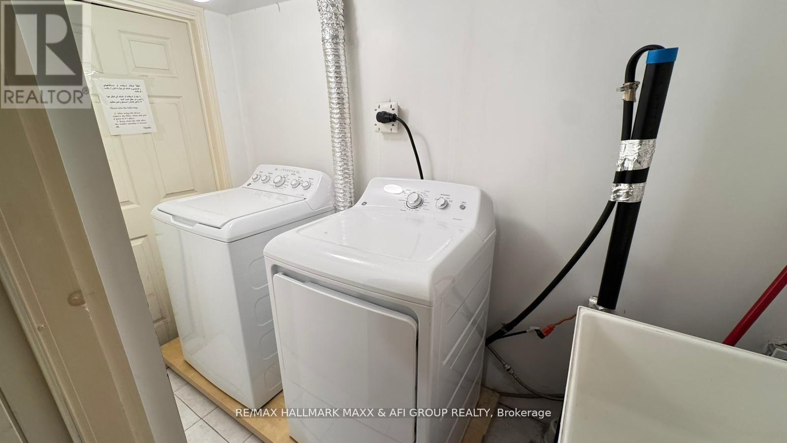 Basement - 316 Valleymede Drive, Richmond Hill, ON - Indoor Photo Showing Laundry Room