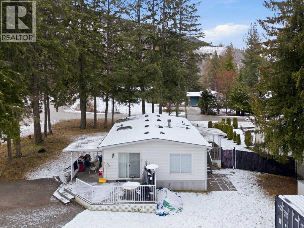 1 Wolfe Street, Sicamous, BC