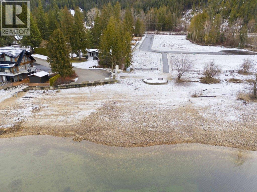 1 Wolfe Street, Sicamous, BC