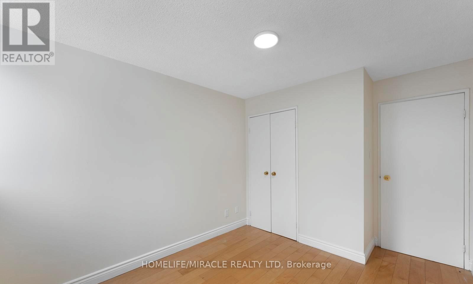 202 - 3700 Kaneff Crescent, Mississauga, ON - Indoor Photo Showing Other Room