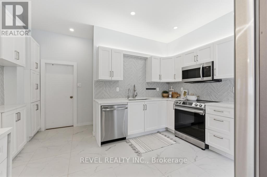 176 Wood Street E, Hamilton, ON