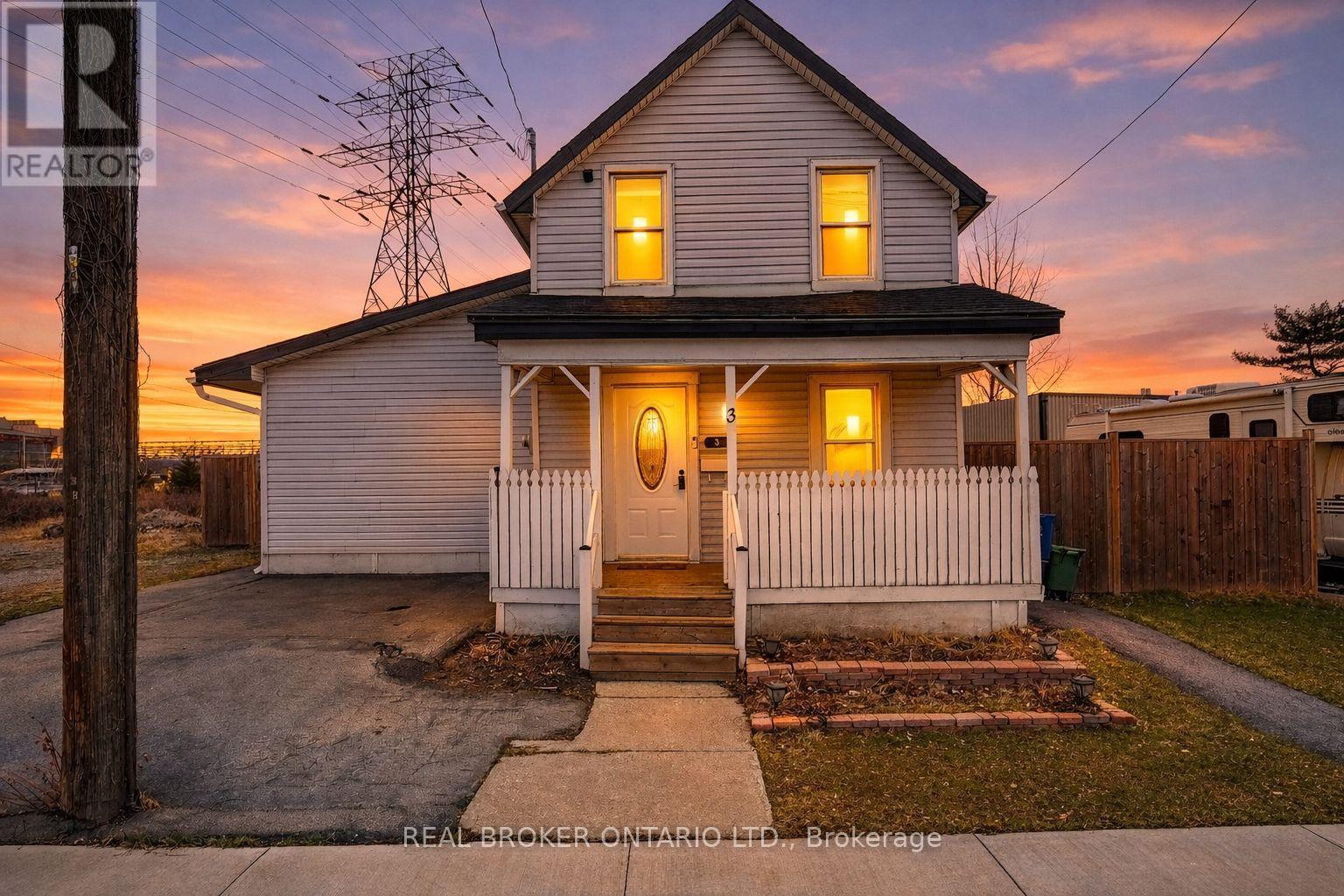 3 Beatty Avenue, Hamilton, ON - Outdoor