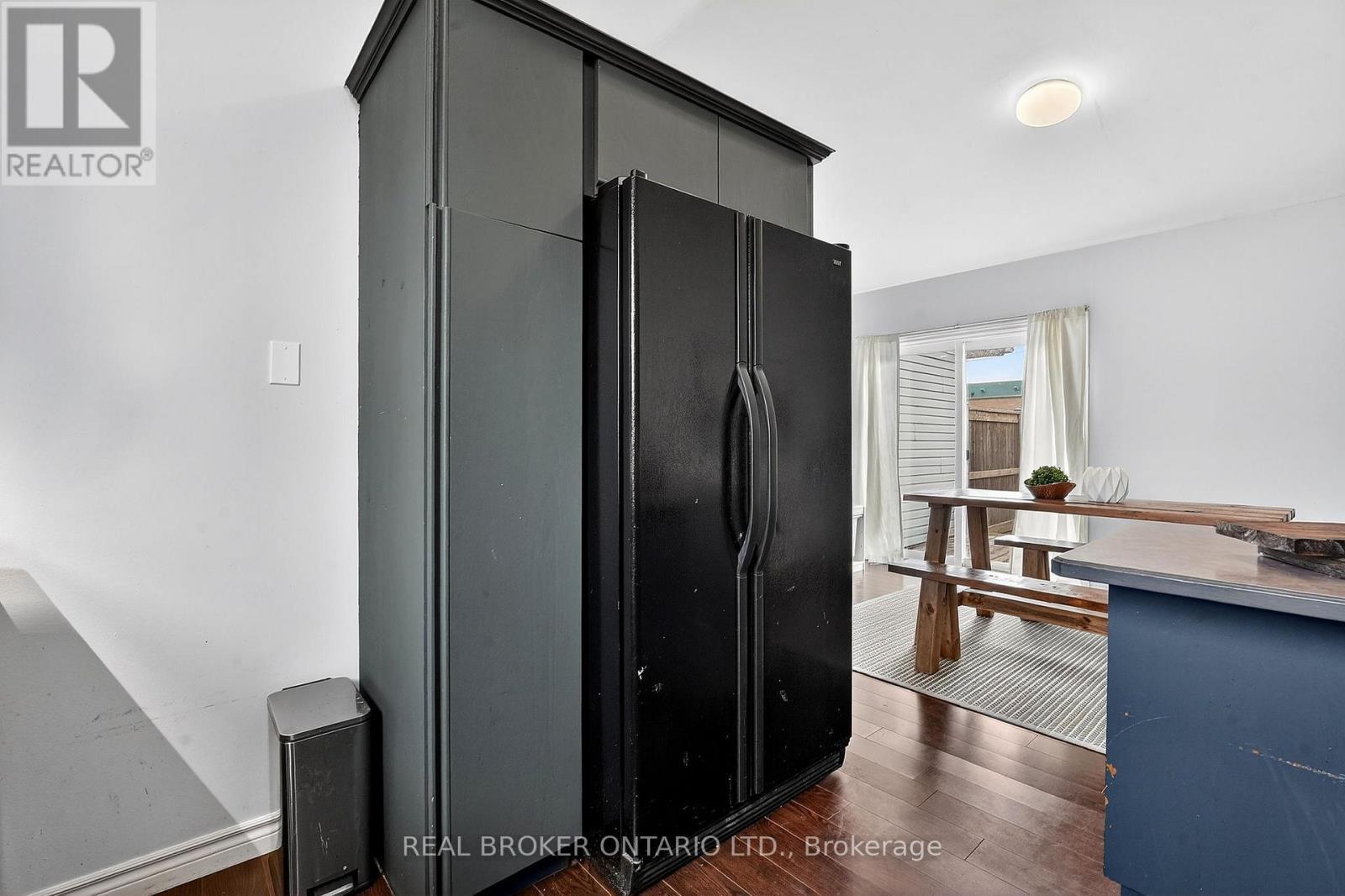 3 Beatty Avenue, Hamilton, ON - Indoor Photo Showing Other Room