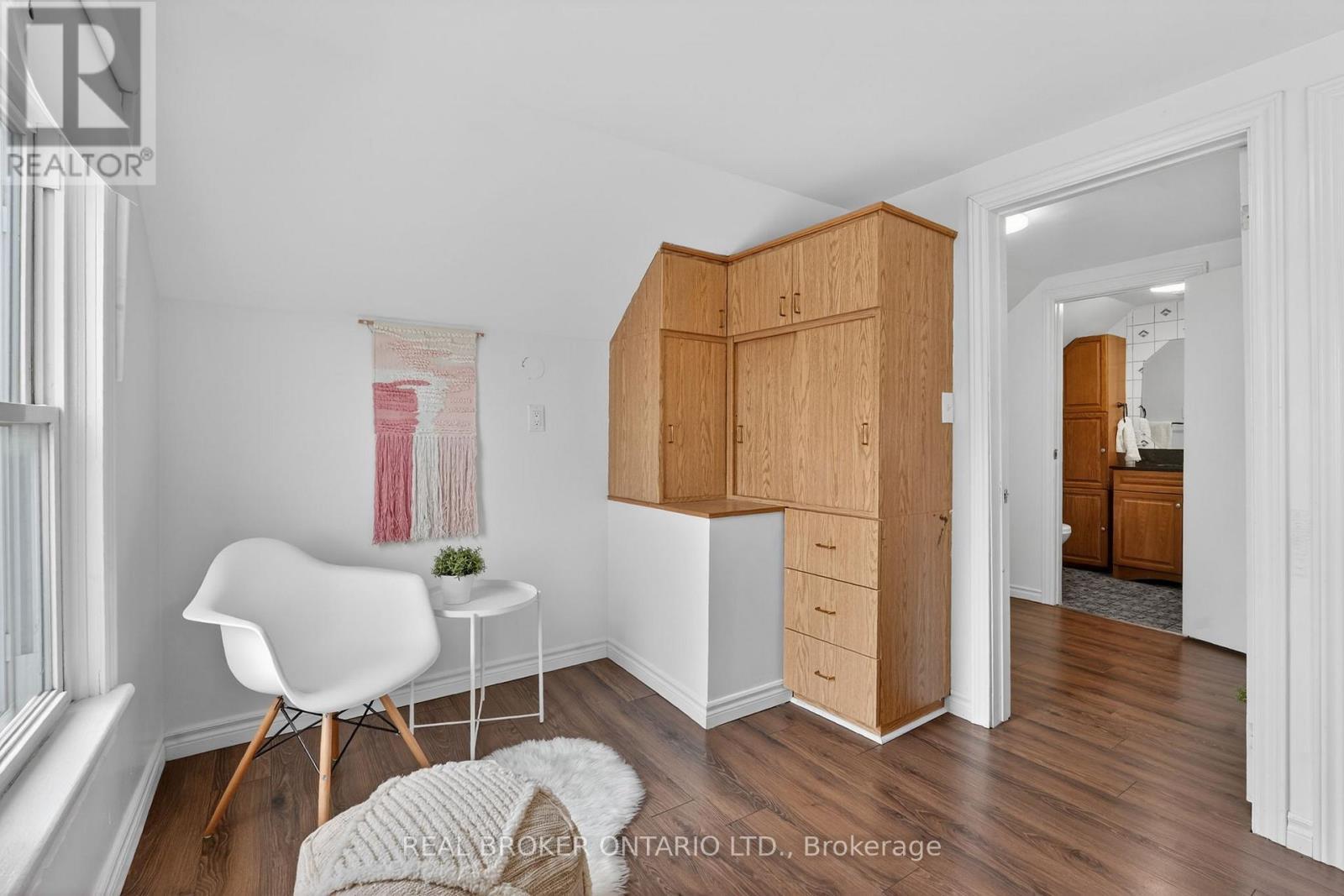 3 Beatty Avenue, Hamilton, ON - Indoor