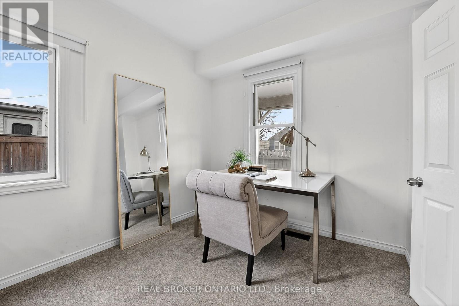 3 Beatty Avenue, Hamilton, ON - Indoor Photo Showing Office