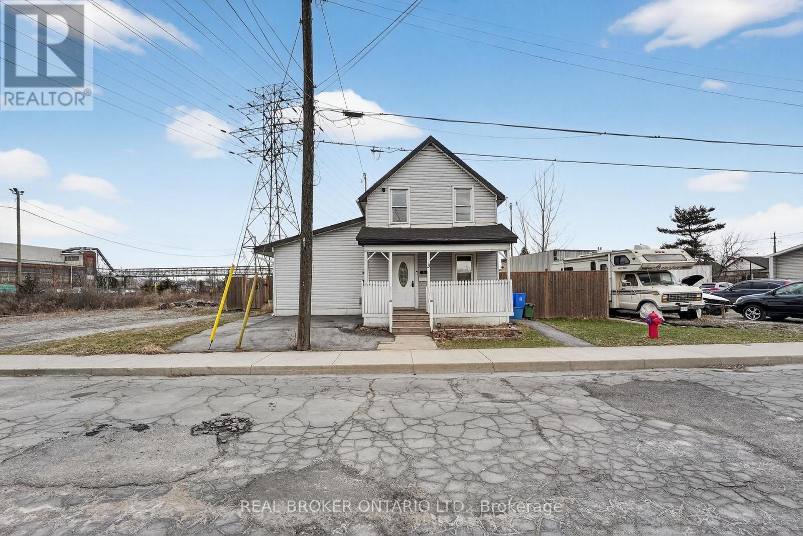 3 Beatty Avenue, Hamilton, ON - Outdoor
