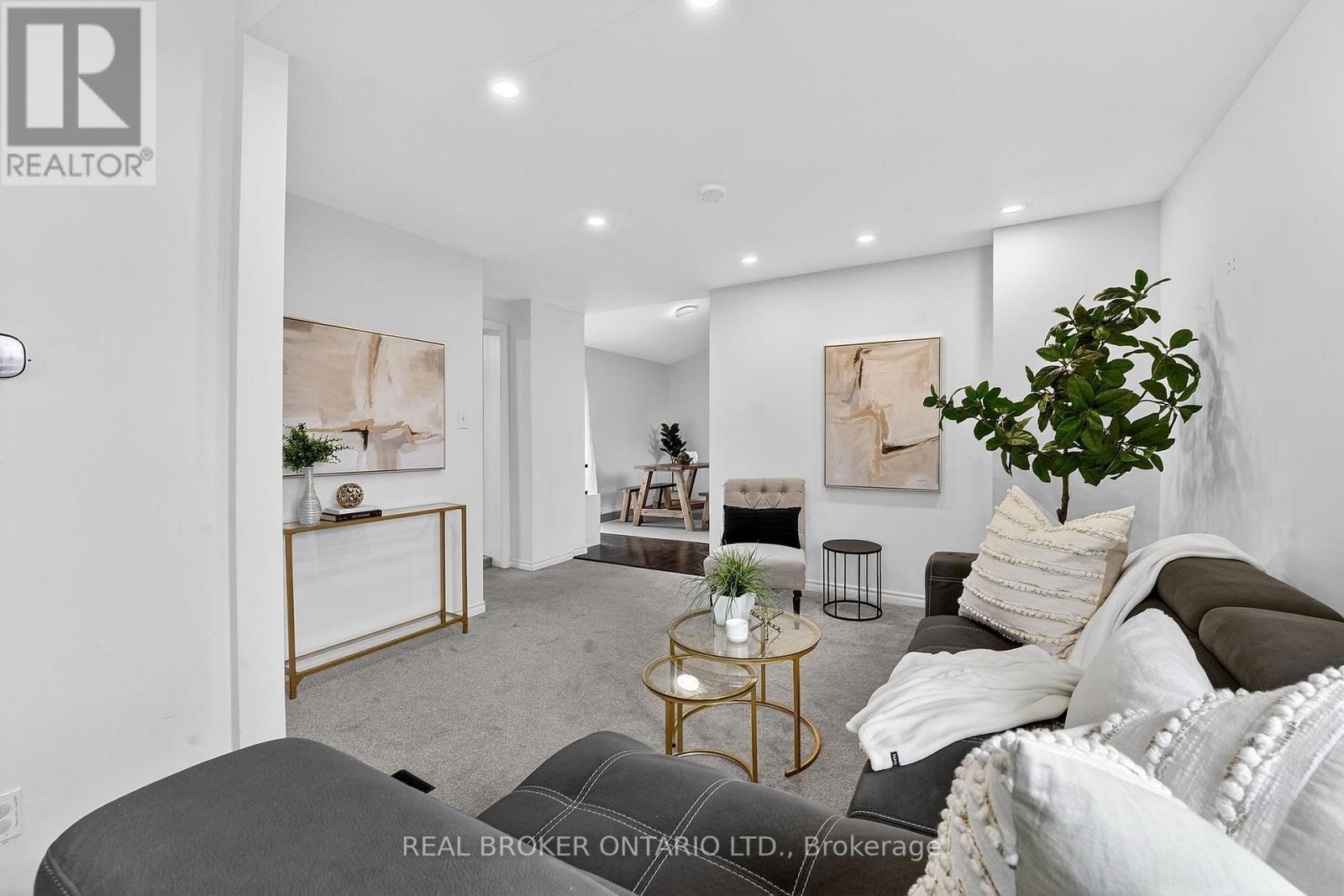 3 Beatty Avenue, Hamilton, ON - Indoor