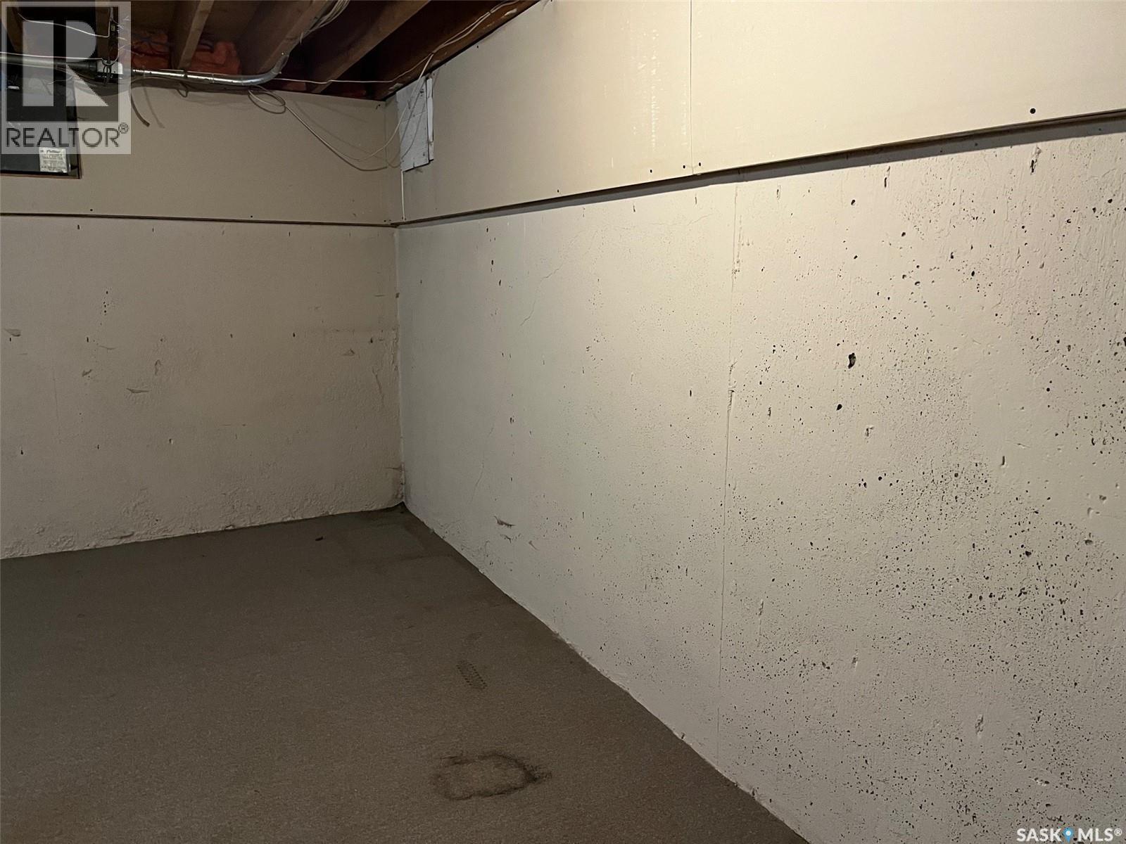 67 Killarney Way, Regina, SK - Indoor Photo Showing Basement