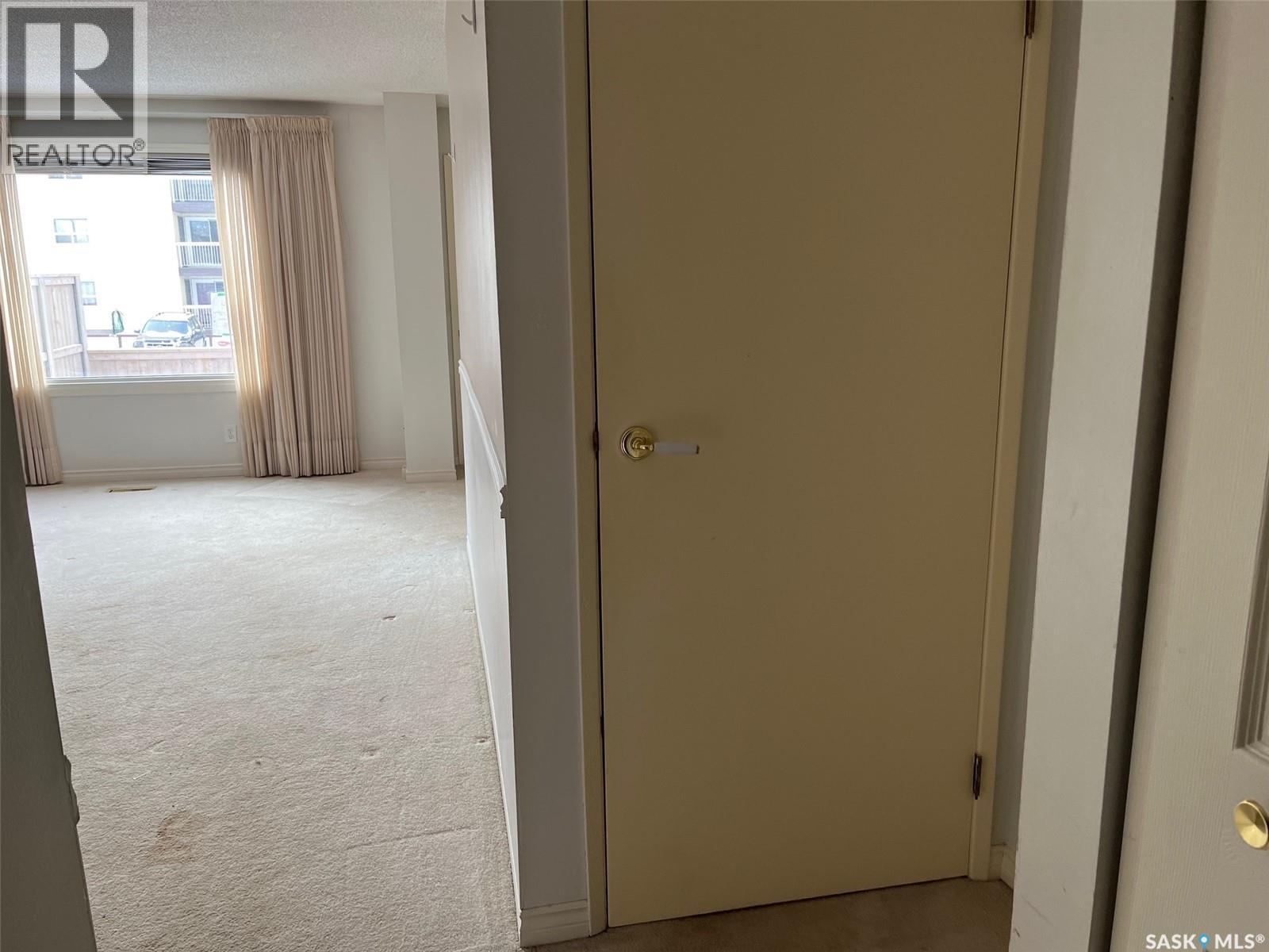 67 Killarney Way, Regina, SK - Indoor Photo Showing Other Room