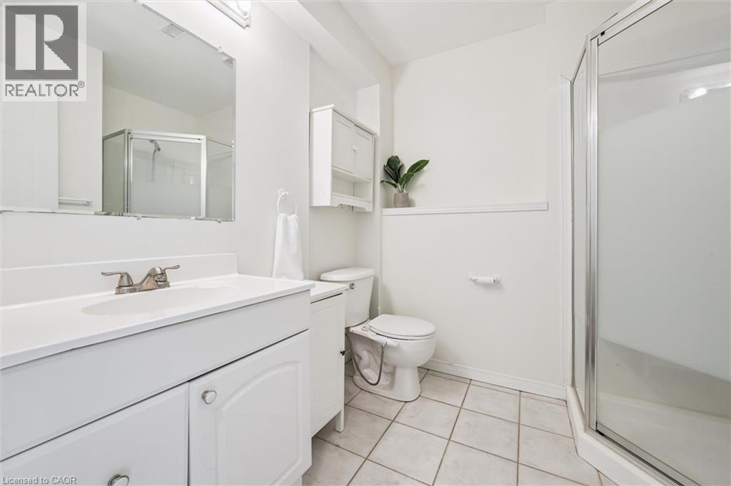 707 Jacob Lane, Waterloo, ON - Indoor Photo Showing Bathroom
