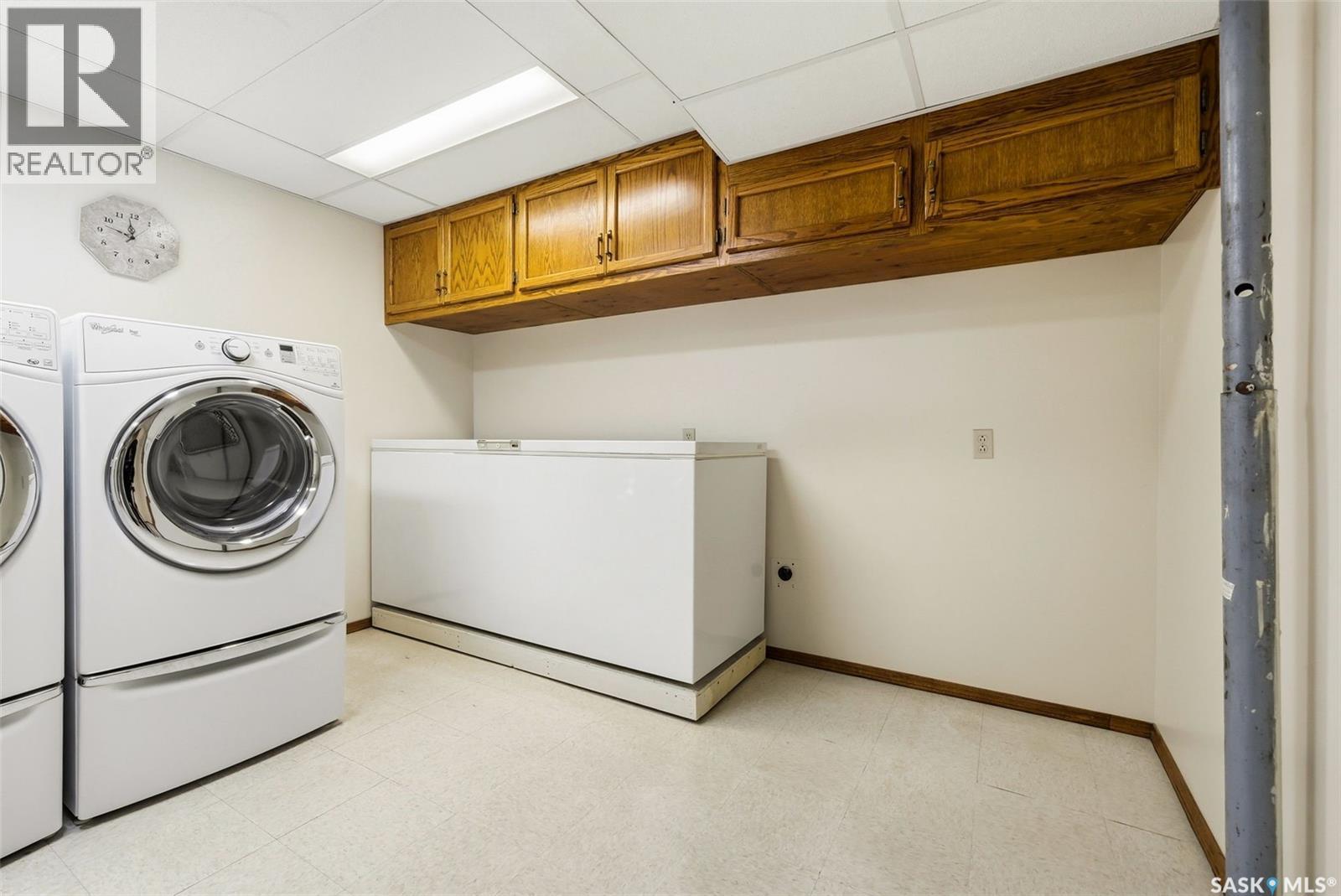 191 Elmview Road, Regina, SK - Indoor Photo Showing Laundry Room