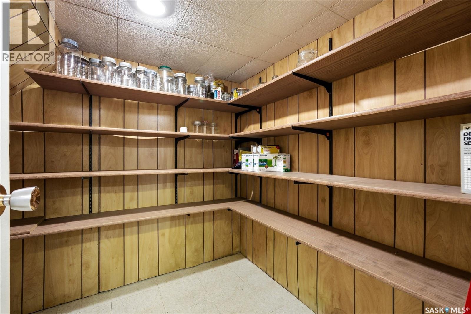 191 Elmview Road, Regina, SK - Indoor