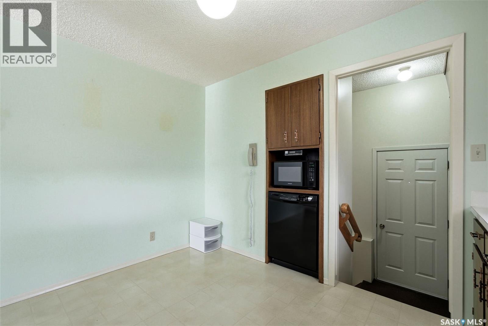 191 Elmview Road, Regina, SK - Indoor