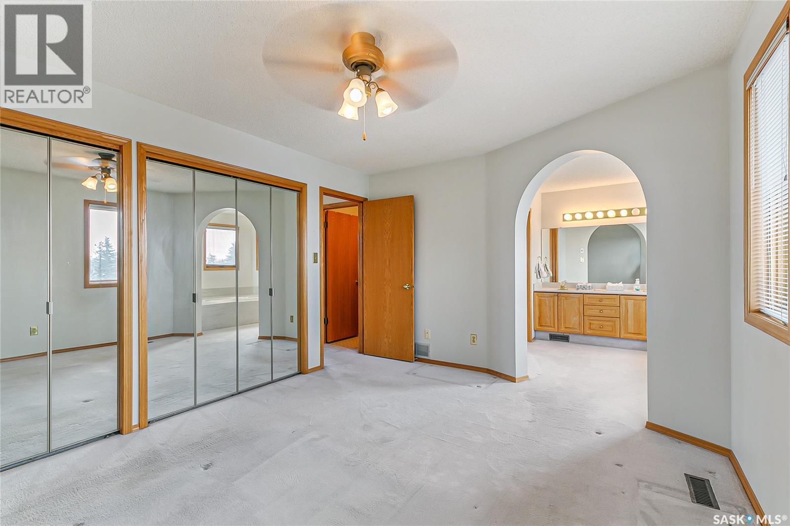 1328 Benjamin Crescent N, Regina, SK - Indoor Photo Showing Other Room