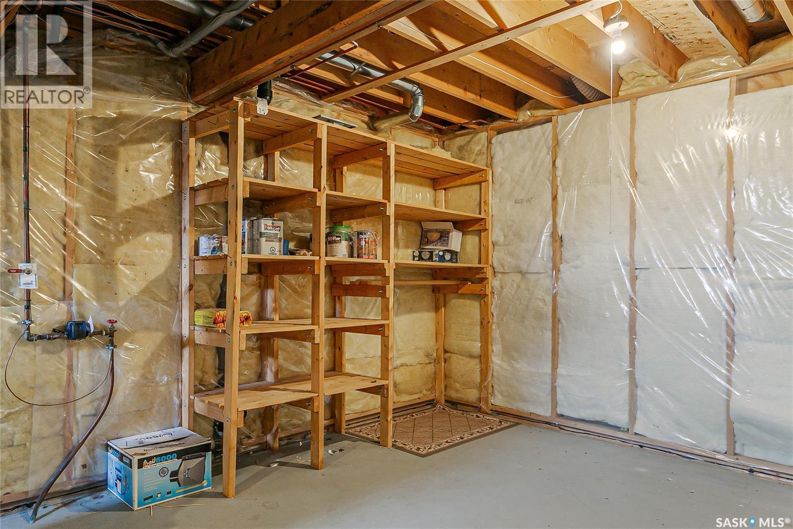 1328 Benjamin Crescent N, Regina, SK - Indoor Photo Showing Basement
