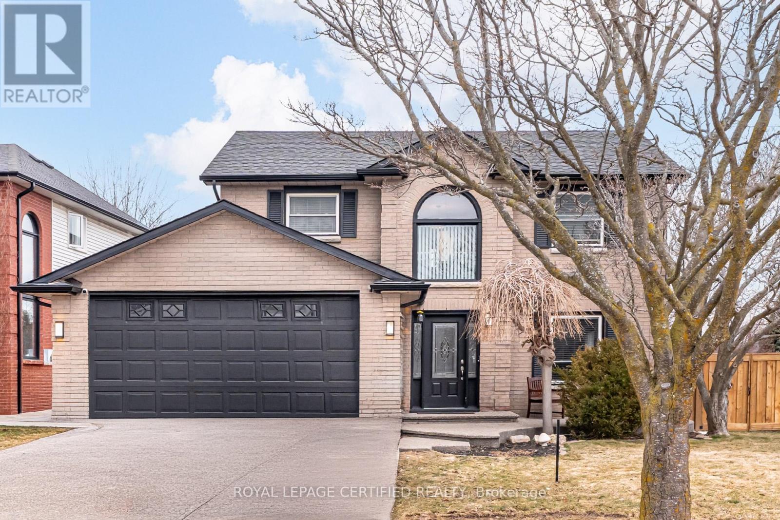 2197 Oakridge Crescent, Burlington, ON - Outdoor