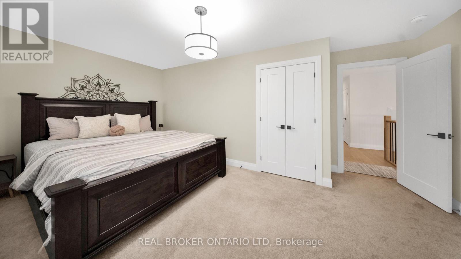 68 Locky Lane, Middlesex Centre, ON - Indoor Photo Showing Bedroom