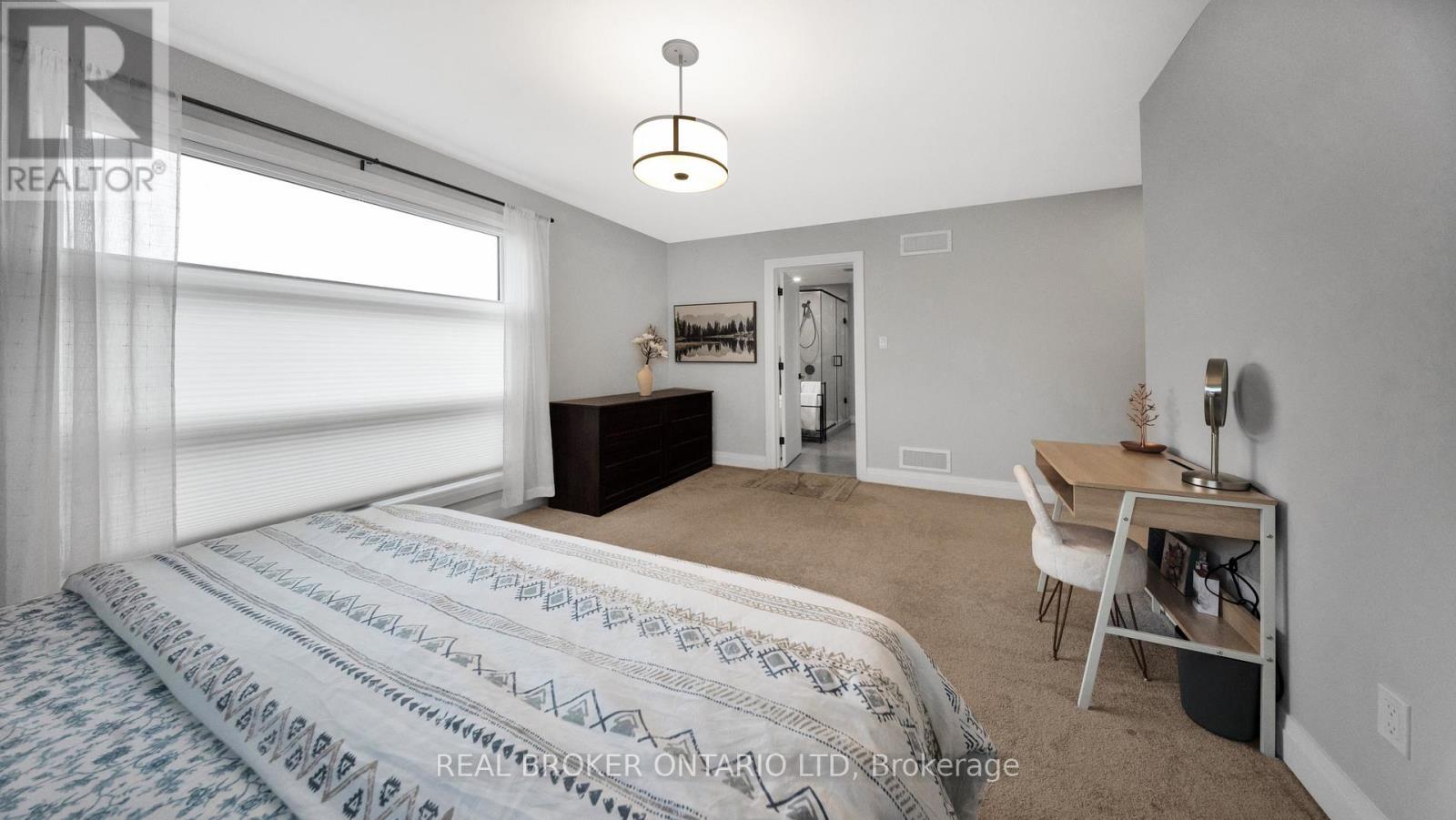 68 Locky Lane, Middlesex Centre, ON - Indoor Photo Showing Bedroom
