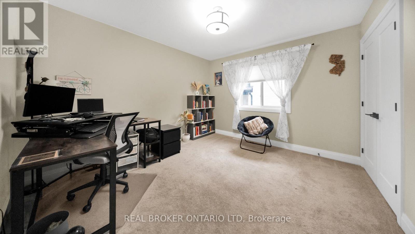 68 Locky Lane, Middlesex Centre, ON - Indoor Photo Showing Office