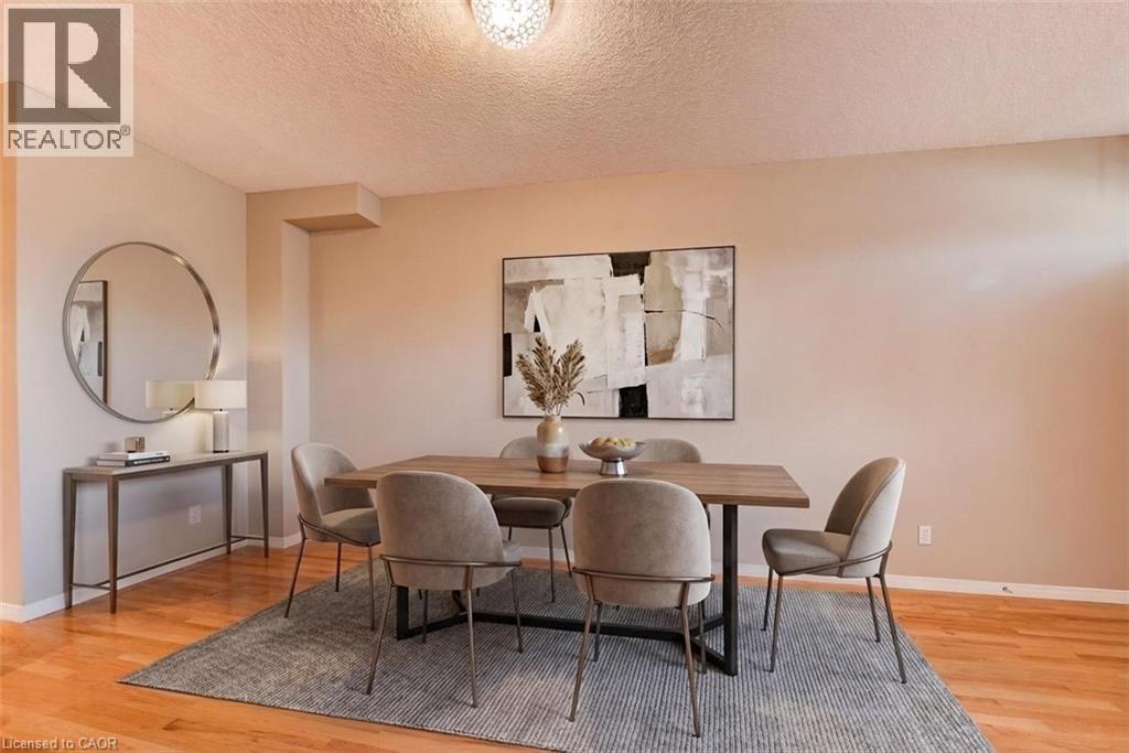 36 Norman Street, Waterloo, ON - Indoor Photo Showing Dining Room