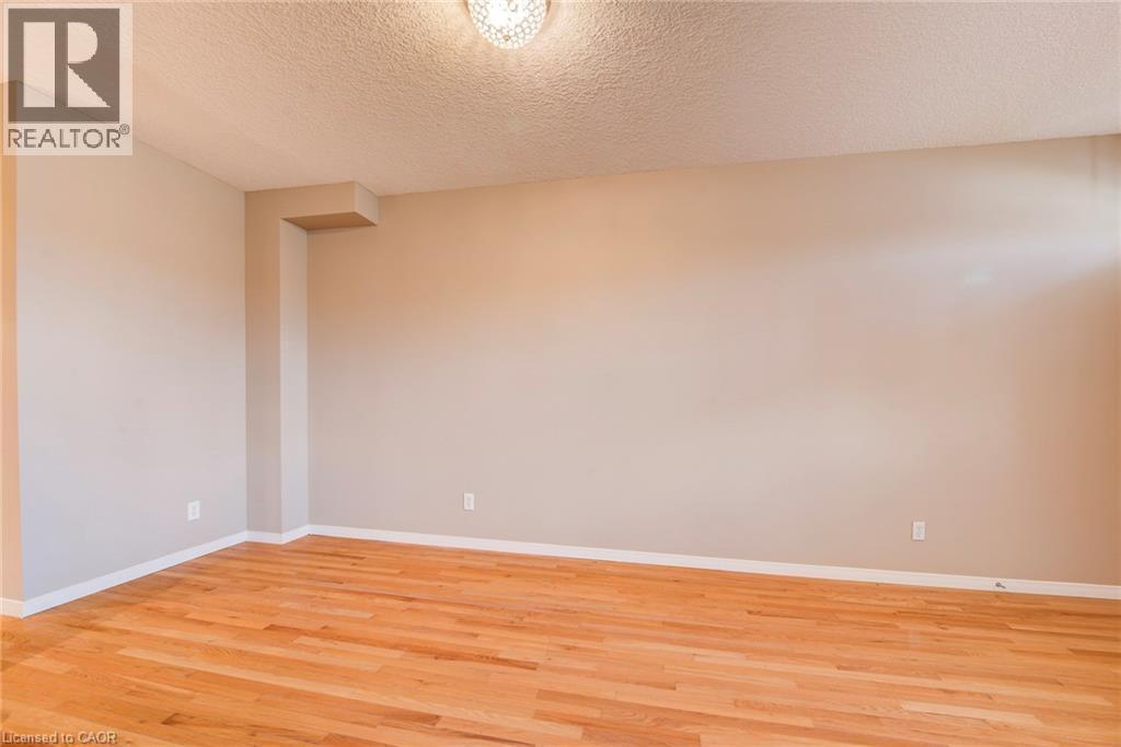 36 Norman Street, Waterloo, ON - Indoor Photo Showing Other Room