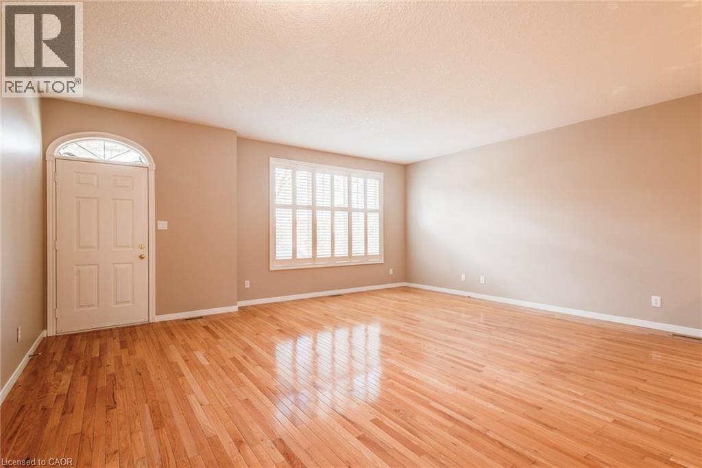 36 Norman Street, Waterloo, ON - Indoor Photo Showing Other Room