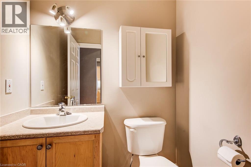 36 Norman Street, Waterloo, ON - Indoor Photo Showing Bathroom