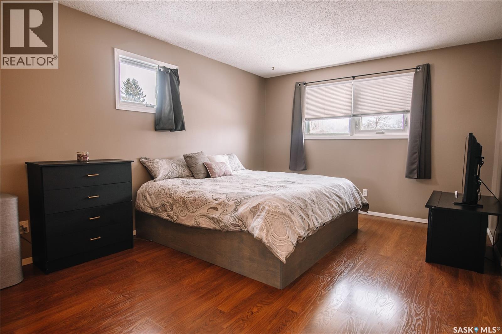 203 Paynter Crescent, Regina, SK - Indoor Photo Showing Bedroom