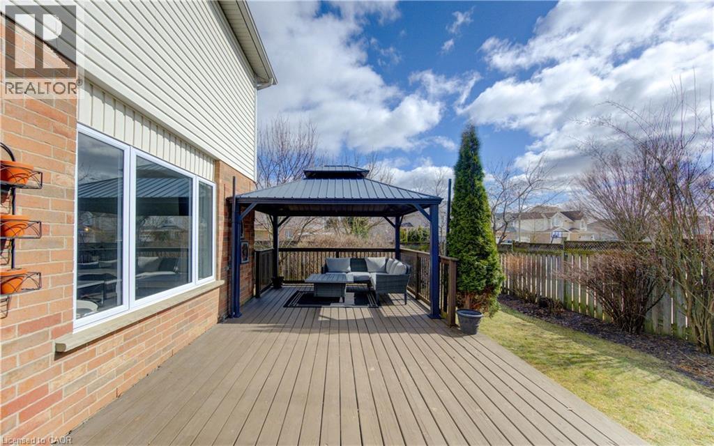 31 Adler Drive, Cambridge, ON - Outdoor With Deck Patio Veranda