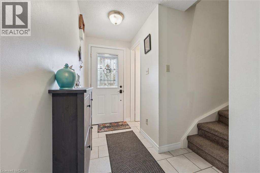 37 Edgemere Drive, Cambridge, ON - Indoor Photo Showing Other Room