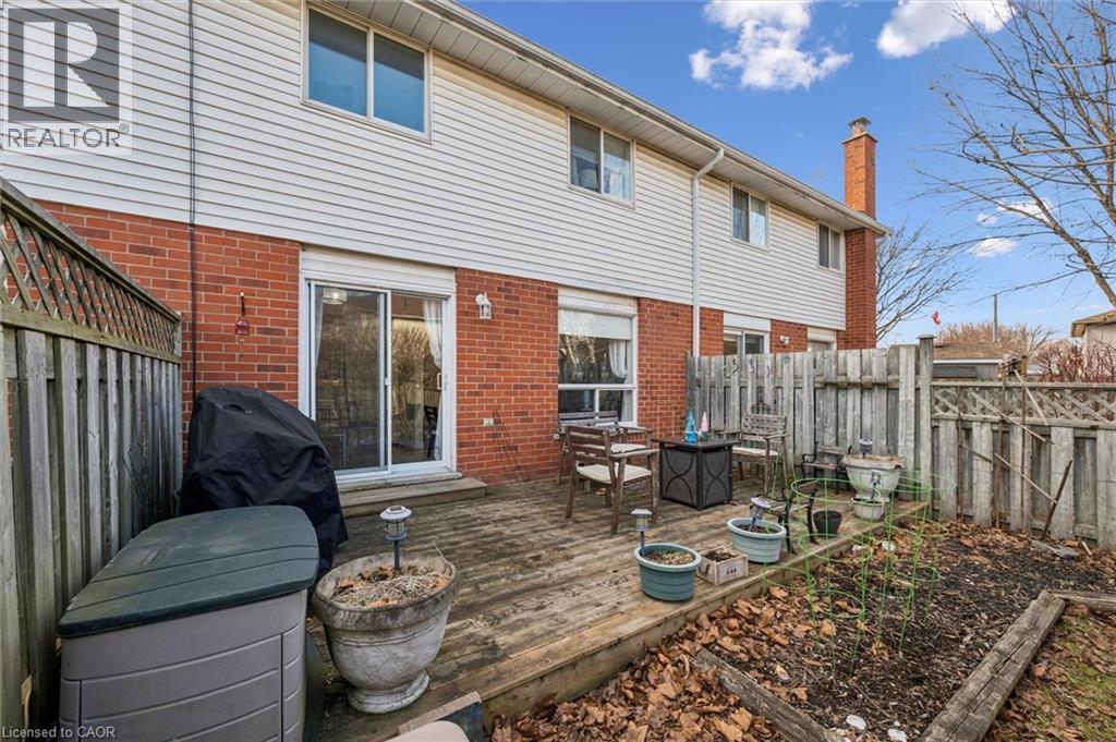 37 Edgemere Drive, Cambridge, ON - Outdoor With Exterior