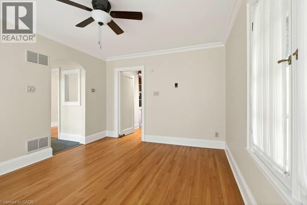 3196 Lakeshore Road, Burlington, ON - Indoor Photo Showing Other Room
