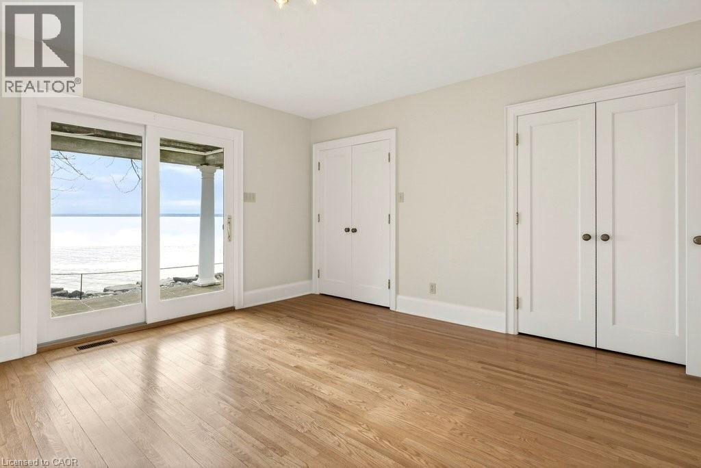 3196 Lakeshore Road, Burlington, ON - Indoor Photo Showing Other Room