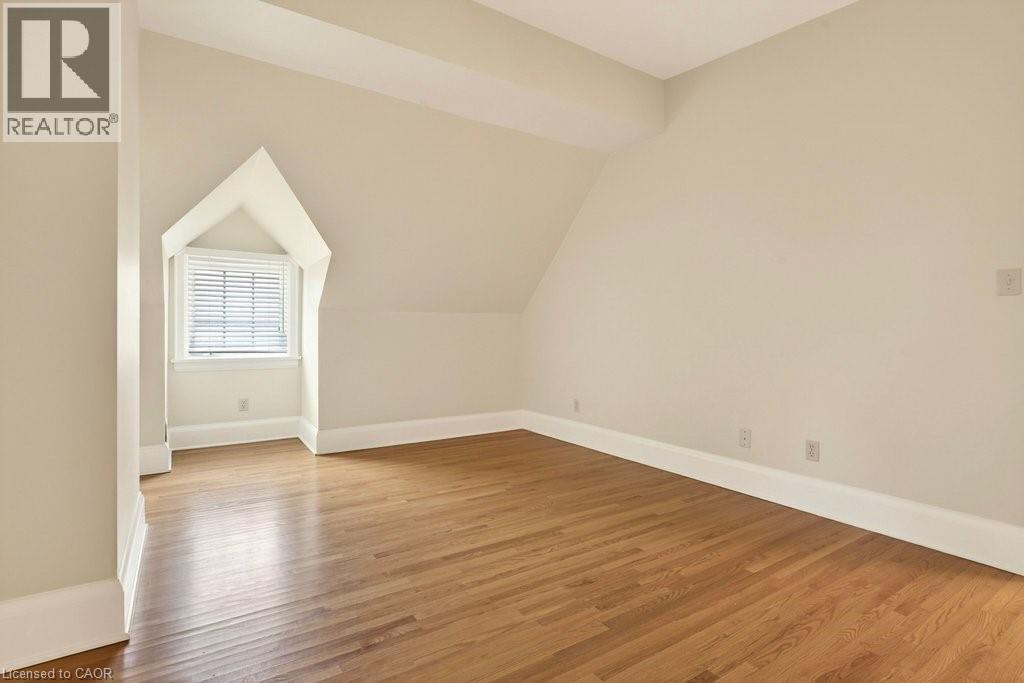 3196 Lakeshore Road, Burlington, ON - Indoor Photo Showing Other Room