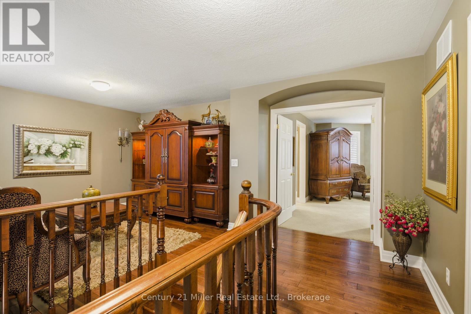 140 Dellgrove Circle, Cambridge, ON - Indoor Photo Showing Other Room