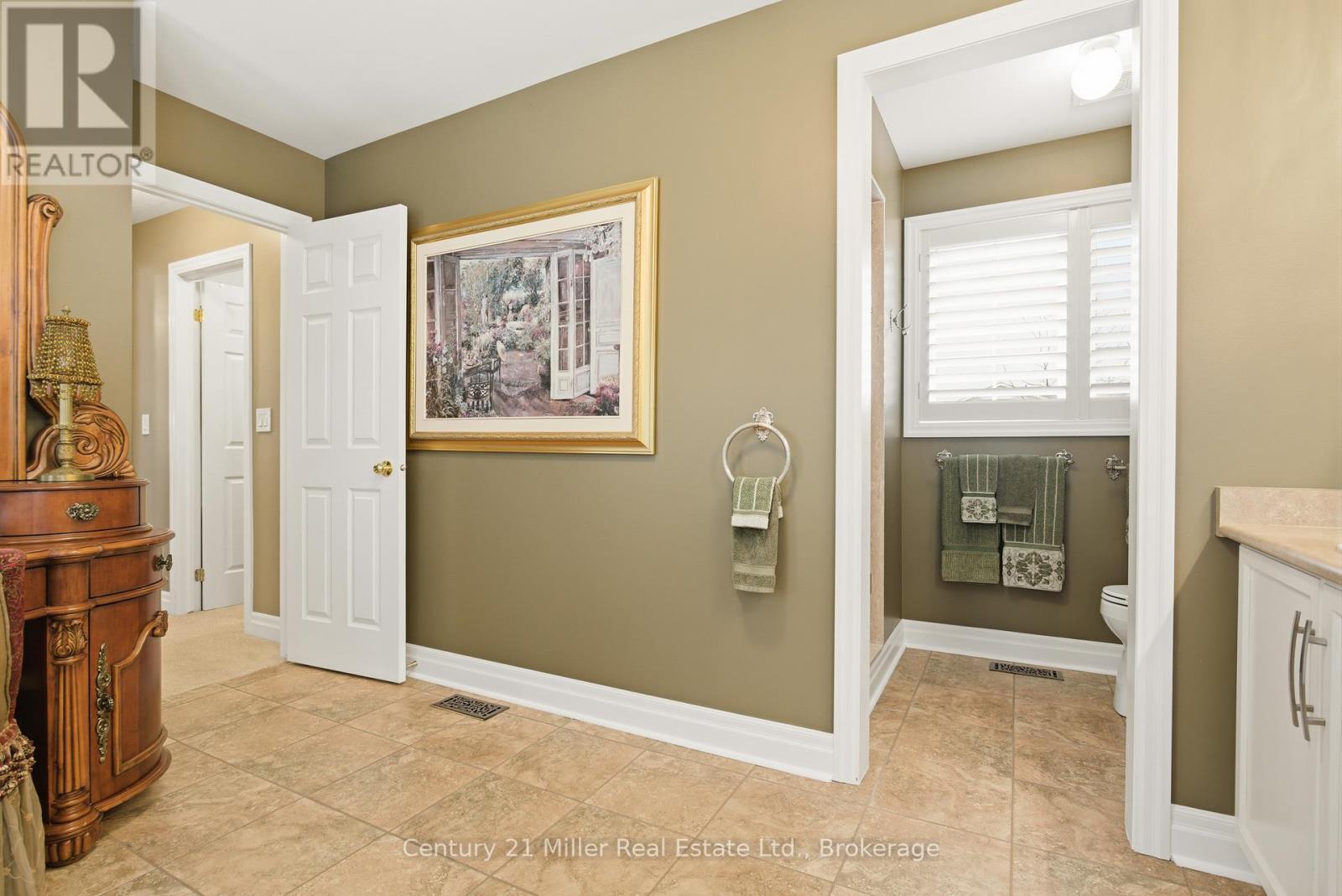 140 Dellgrove Circle, Cambridge, ON - Indoor Photo Showing Other Room