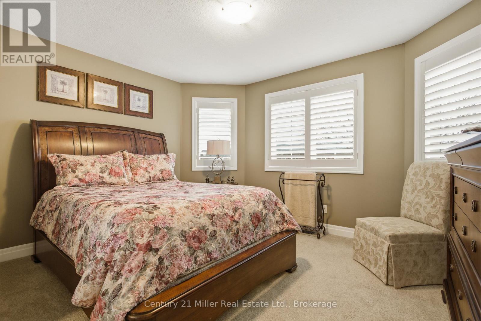 140 Dellgrove Circle, Cambridge, ON - Indoor Photo Showing Bedroom