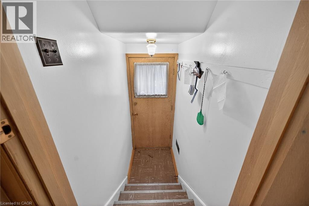 59 Cloke Court, Hamilton, ON - Indoor Photo Showing Other Room