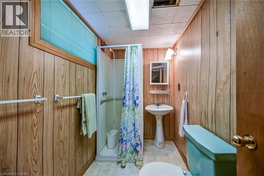 59 Cloke Court, Hamilton, ON - Indoor Photo Showing Bathroom