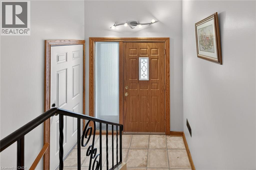 59 Cloke Court, Hamilton, ON - Indoor Photo Showing Other Room