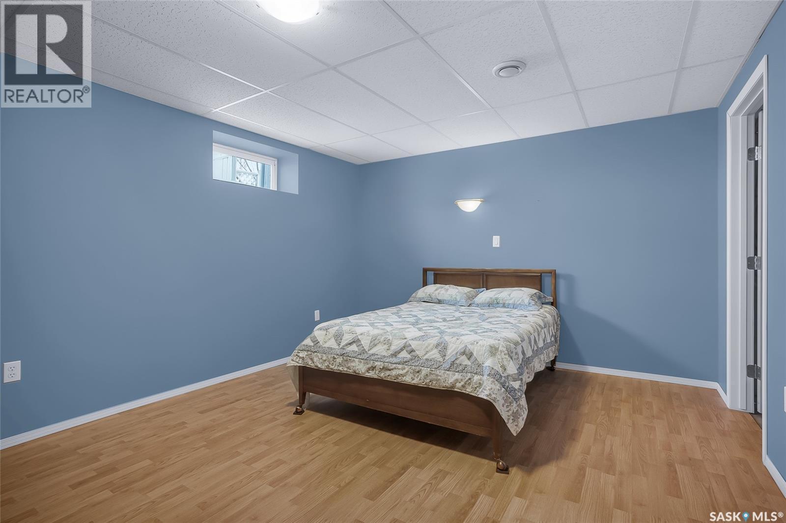 801 1St Avenue, Rosthern, SK - Indoor Photo Showing Bedroom