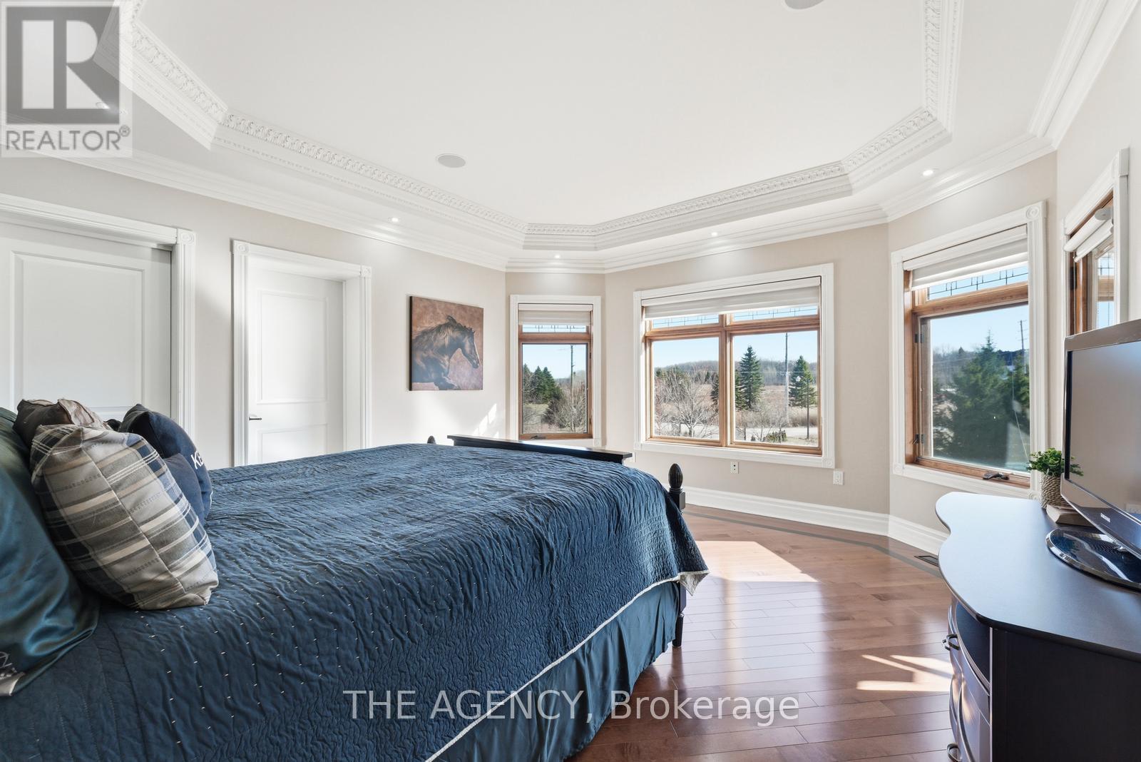 2659 2 Sideroad, Burlington, ON - Indoor Photo Showing Bedroom