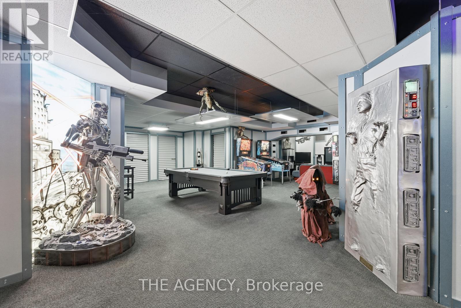 2659 2 Sideroad, Burlington, ON - Indoor Photo Showing Other Room