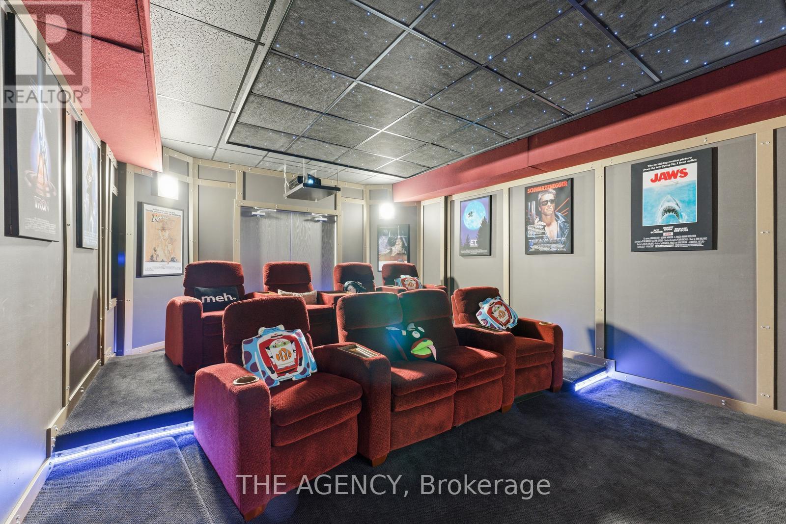 2659 2 Sideroad, Burlington, ON - Indoor Photo Showing Other Room