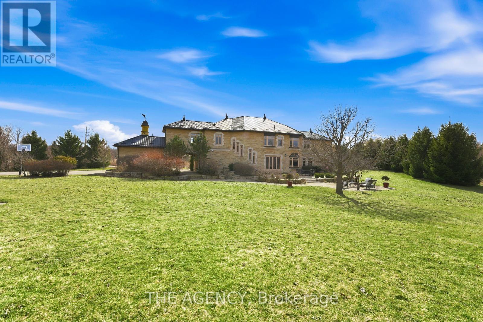 2659 2 Sideroad, Burlington, ON - Outdoor