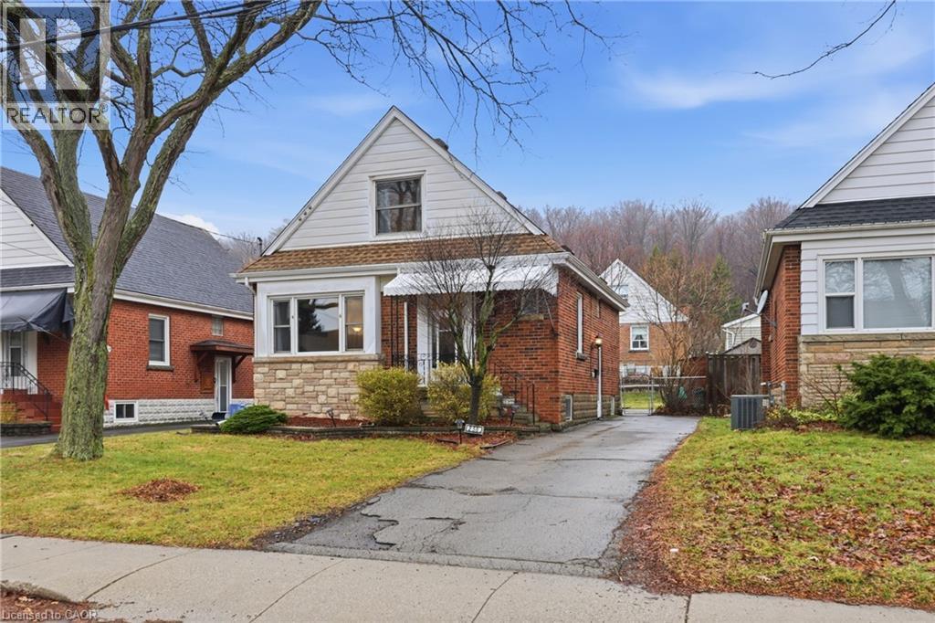 258 Cloverdale Avenue, Hamilton, ON - Outdoor