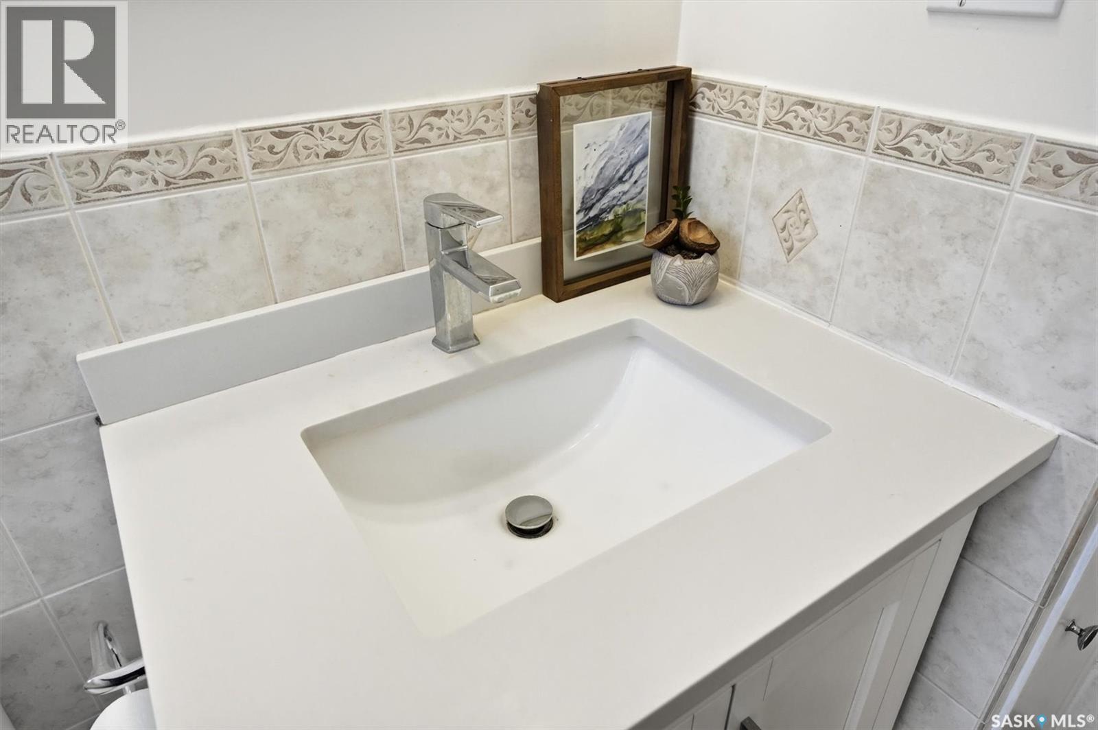 3314 Dieppe Street, Saskatoon, SK - Photo Showing Bathroom