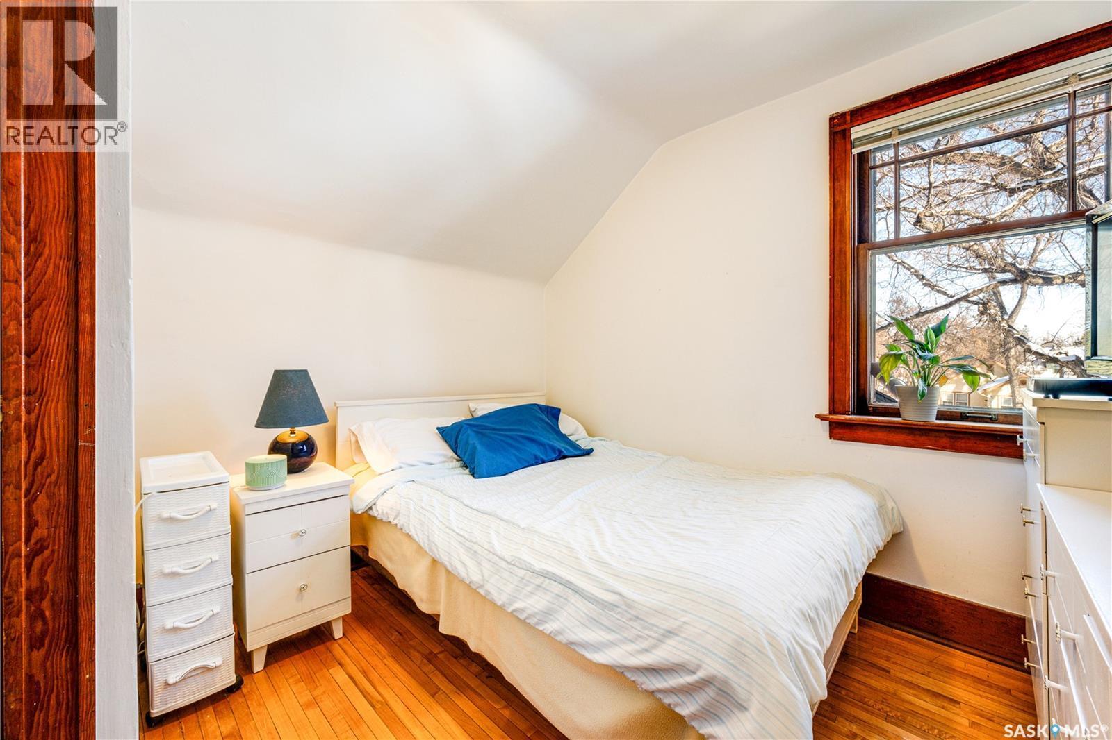 702 Lansdowne Avenue, Saskatoon, SK - Indoor Photo Showing Bedroom
