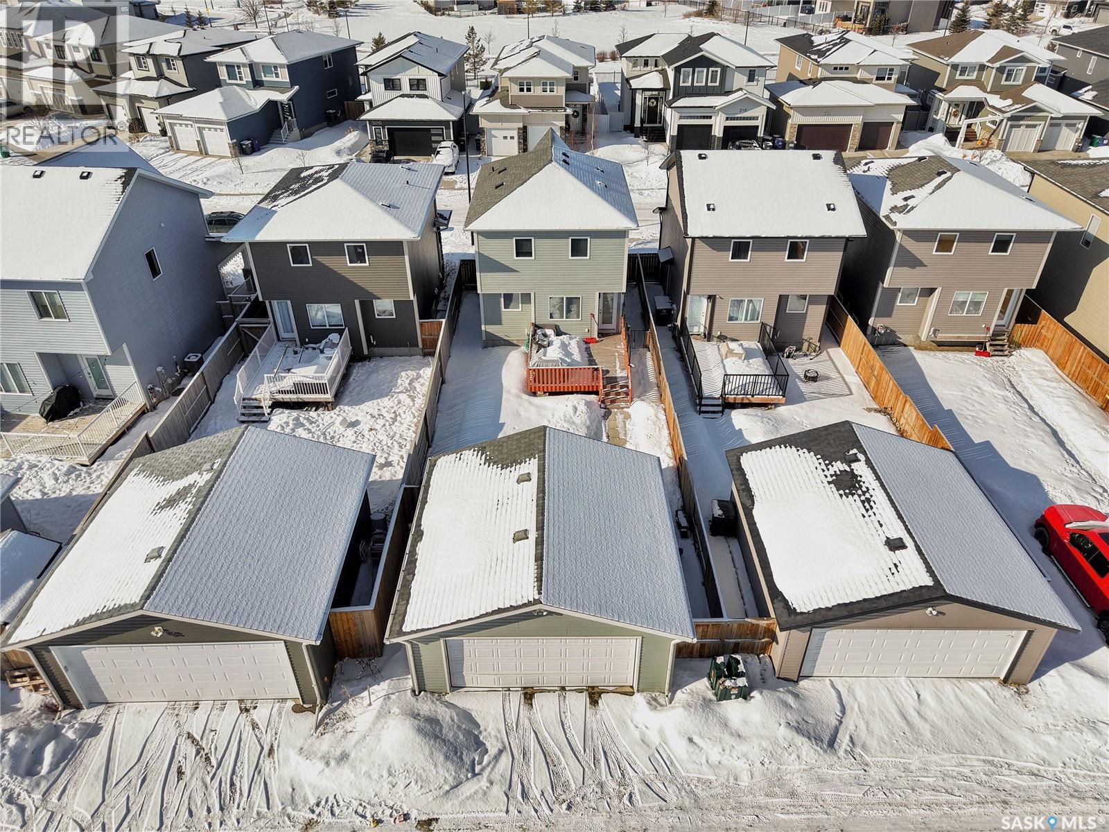 321 Secord Way, Saskatoon, SK - Outdoor