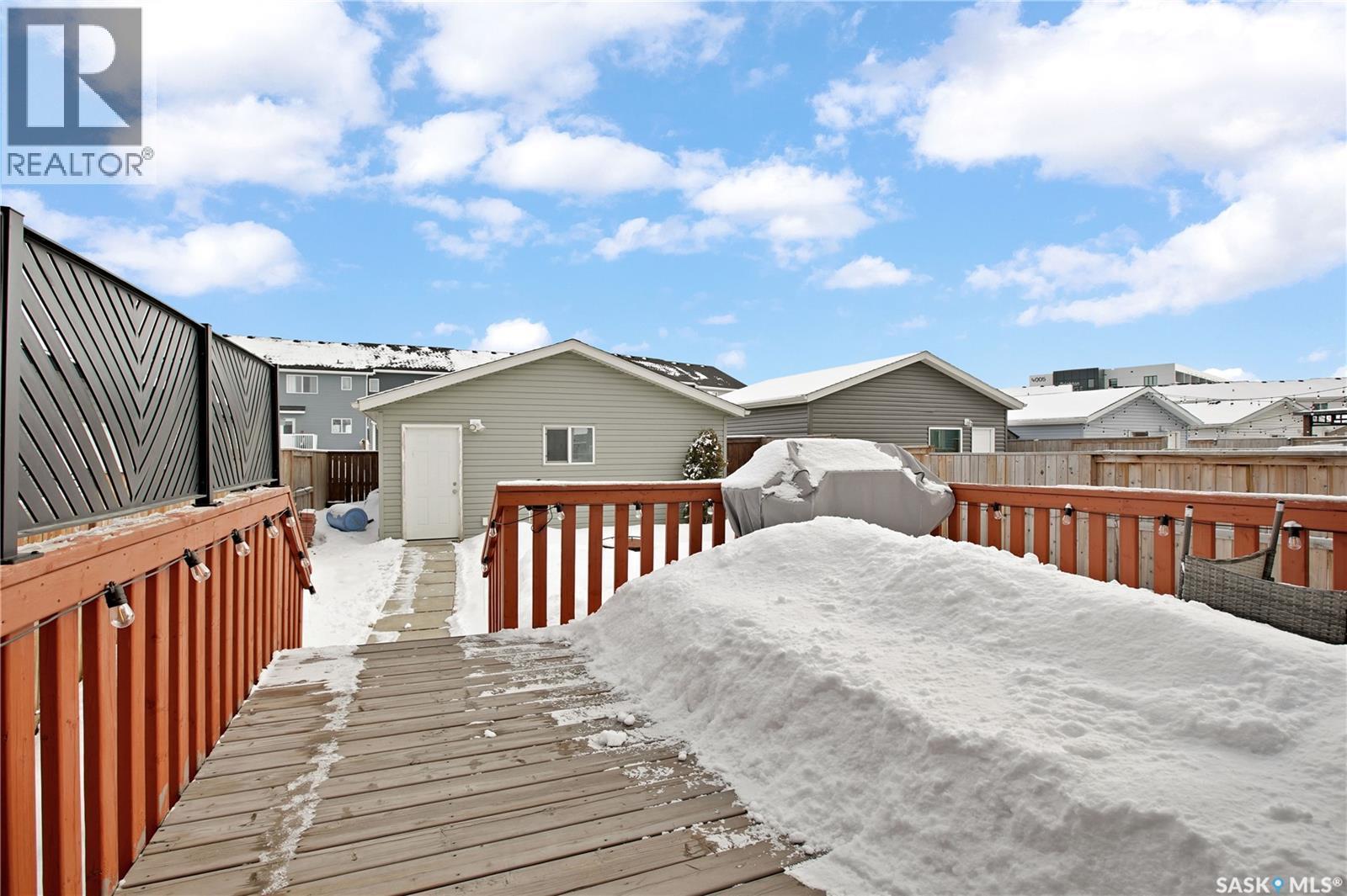 321 Secord Way, Saskatoon, SK - Outdoor With Deck Patio Veranda
